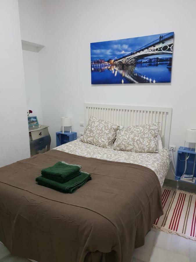 Santas Patronas Street Center Apartman Sevilla Kültér fotó